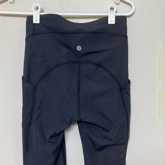 NWT❗️ Lululemon Power Thru Crop 23” - Picture 5 of 7